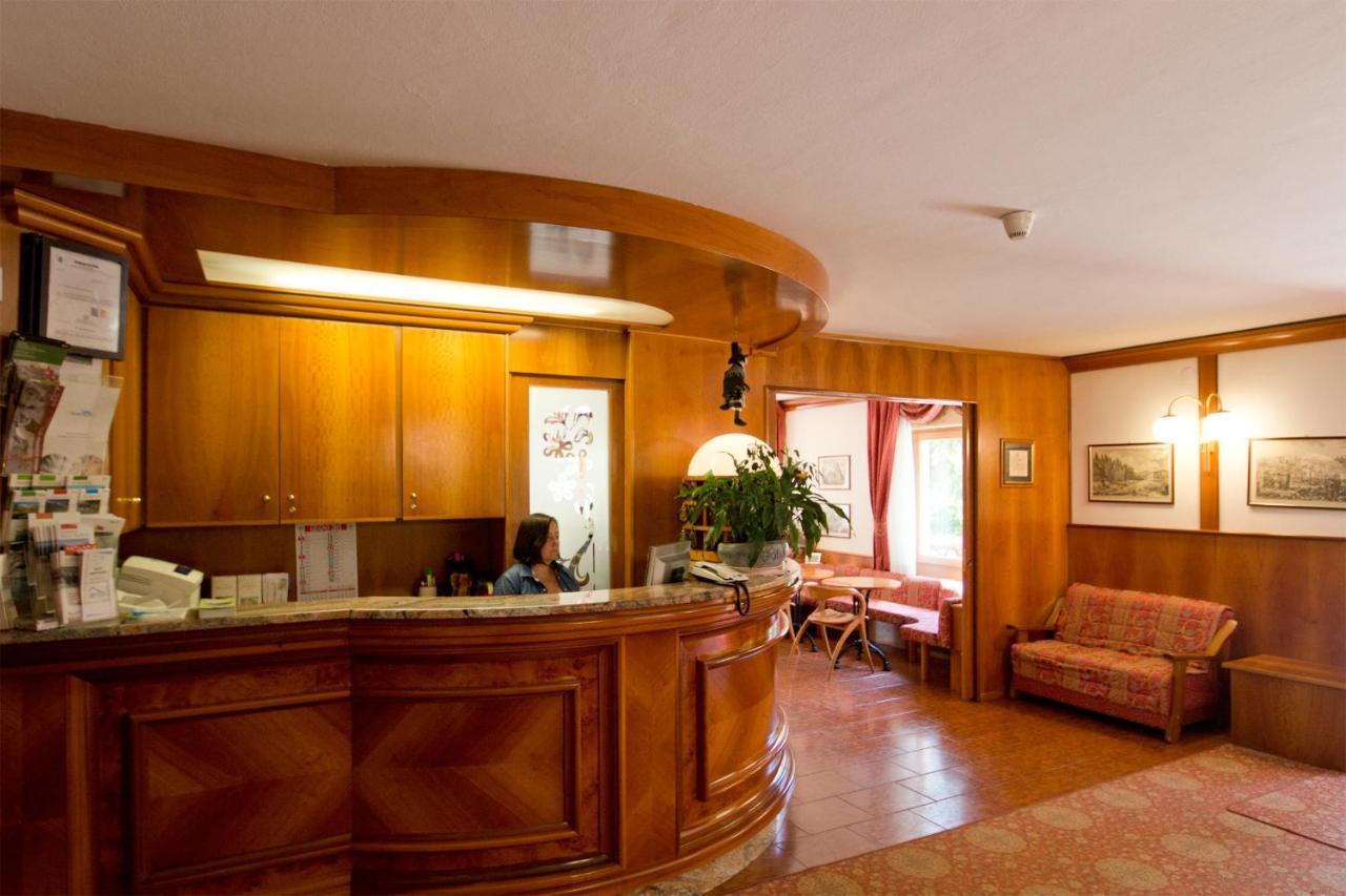 Residence Hotel Santa Maria Piscina E Wellness Peio Fonti Dış mekan fotoğraf