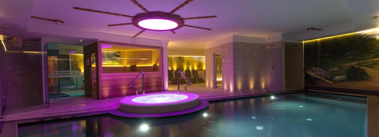Residence Hotel Santa Maria Piscina E Wellness Peio Fonti Dış mekan fotoğraf