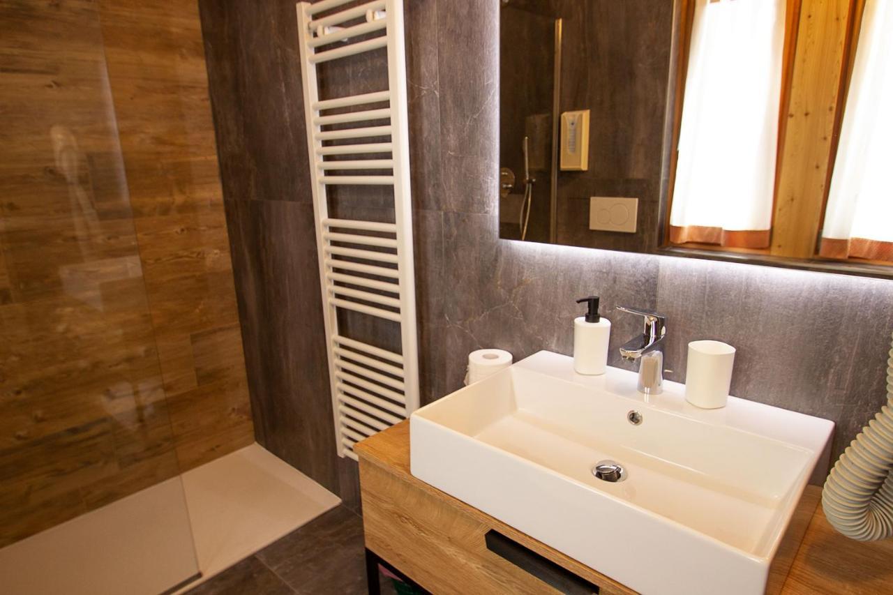 Residence Hotel Santa Maria Piscina E Wellness Peio Fonti Dış mekan fotoğraf